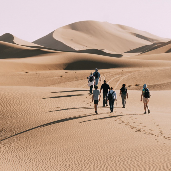marche dans le désert